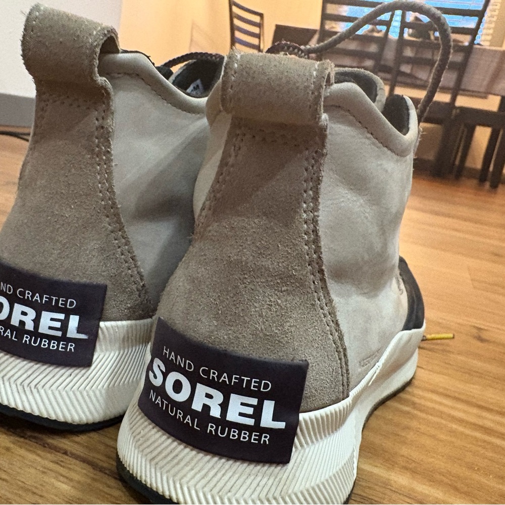 Sorel Women's Winter Boots - Tan and Black